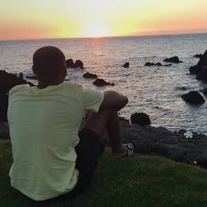 Meet your Posher, Corey